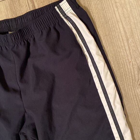 Nike Women’s Navy Blue Windbreaker Capris Size Large 12-14 - Picture 4 of 8